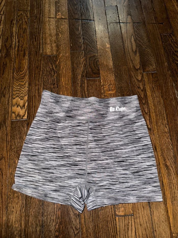 Short de sport ou autre lee cooper Taille S/M