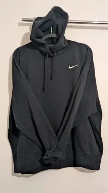Hoodie Nike classique à logo "Swoosh" brodé, noir