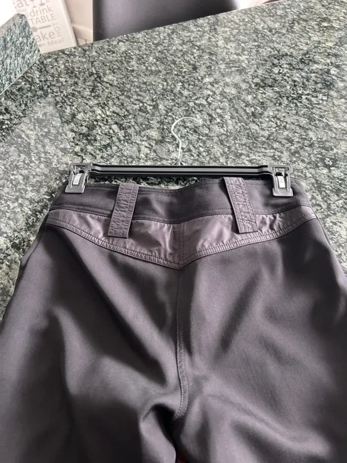 Pantalon noir - photo numéro 3