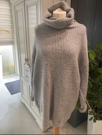 Robe pull grise Bershka
