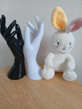 Dodie peluche lapin 25cm blanc oreilles jaune rose