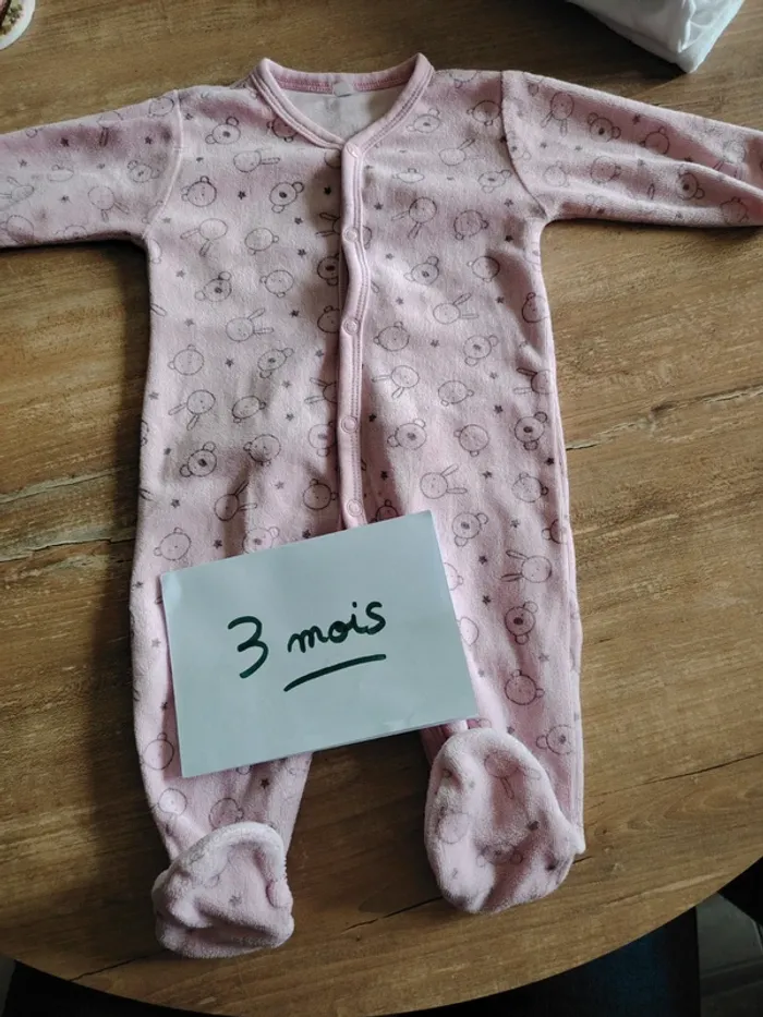 Pyjamas 1 pièce