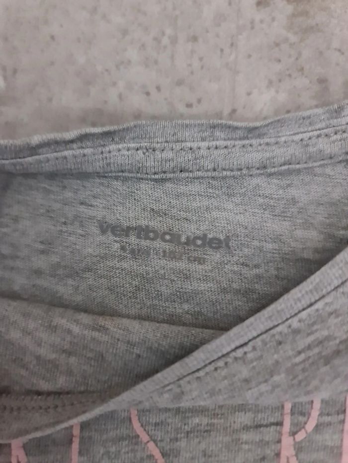 Haut t shirt gris manches courtes  Vertbaudet Fille 4 ans - photo numéro 2