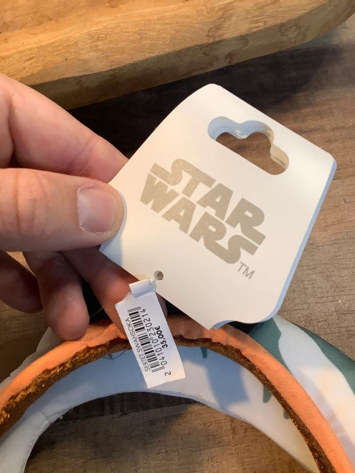 Oreille Asokha star wars Disney neuve - photo numéro 4