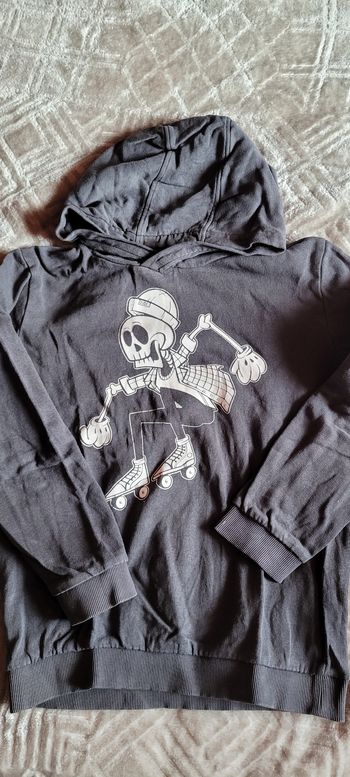 Pull à capuche 