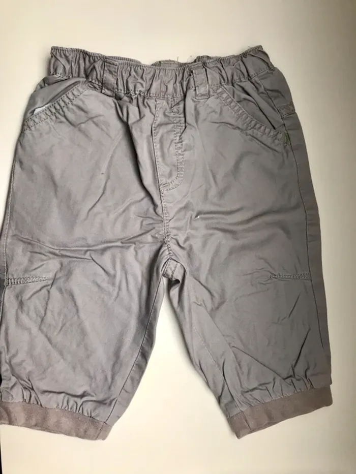 Ensemble pantalon, chemise et chaussettes 6 mois - photo numéro 3