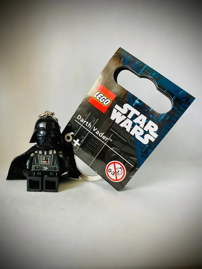 Porte-clés LEGO Star Wars - Dark Vador (Réf. 854236) - Neuf - photo numéro 4