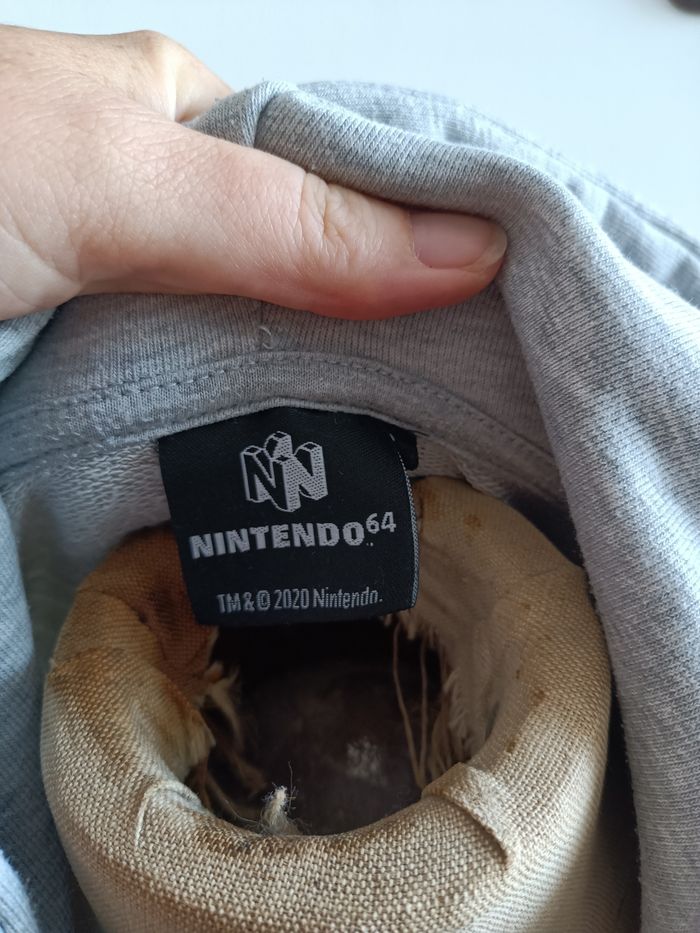 Sweat Nintendo - photo numéro 3