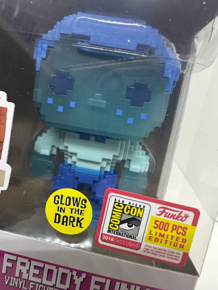 Funko Pop Freddy 8 Bit GITD SDCC 2018 500 Pcs - photo numéro 3