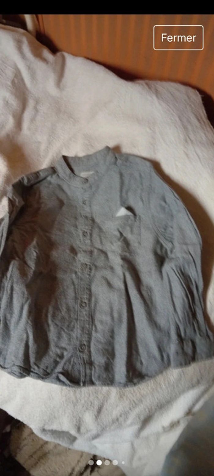 Lot de 5 articles Sweat, t shirt et chemise garçon - photo numéro 4