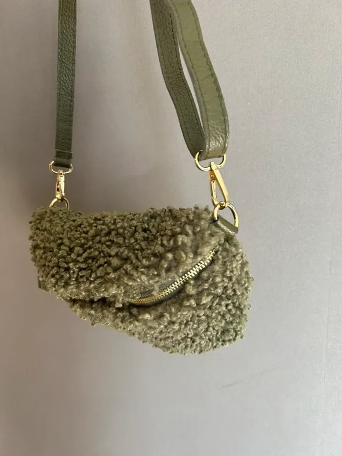 Made in italy sac banane en mouton vert kaki avec 2 bandoulière - photo numéro 9