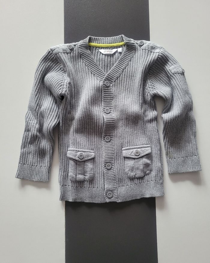 Lot vêtements 5 ans - photo numéro 5