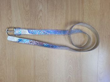 Ceinture argentée neuve