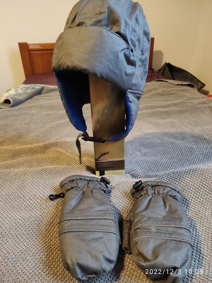 CHAPKA ET MOUFLES - photo numéro 2