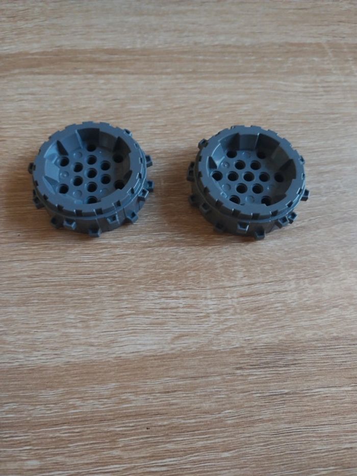 Lego 70745 lot 2 roues grise - photo numéro 2