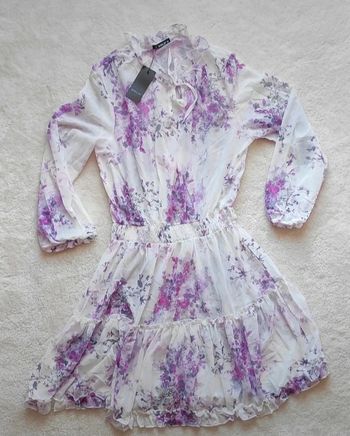 Robe neuve Sheilay XL champêtre blanche à fleur rose mauve en voile légère et fluide