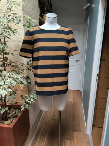 T-shirt à rayures bleu marine et marron marque 123 taille 42