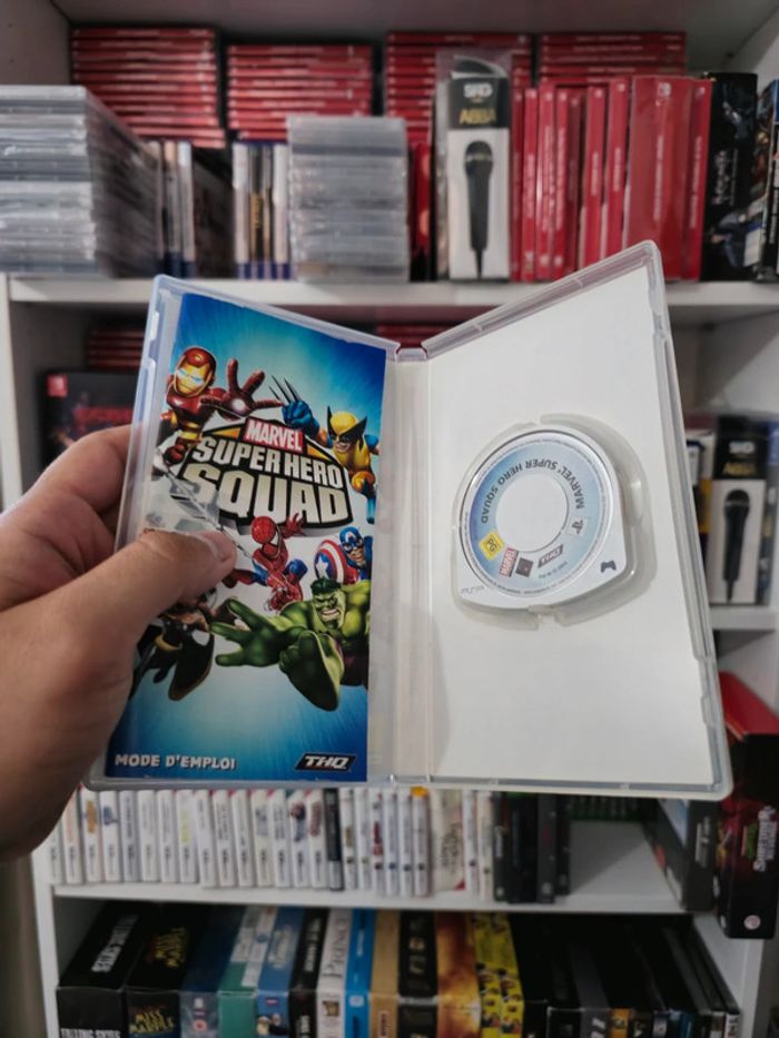 Marvel Super Hero Squad PSP - photo numéro 2