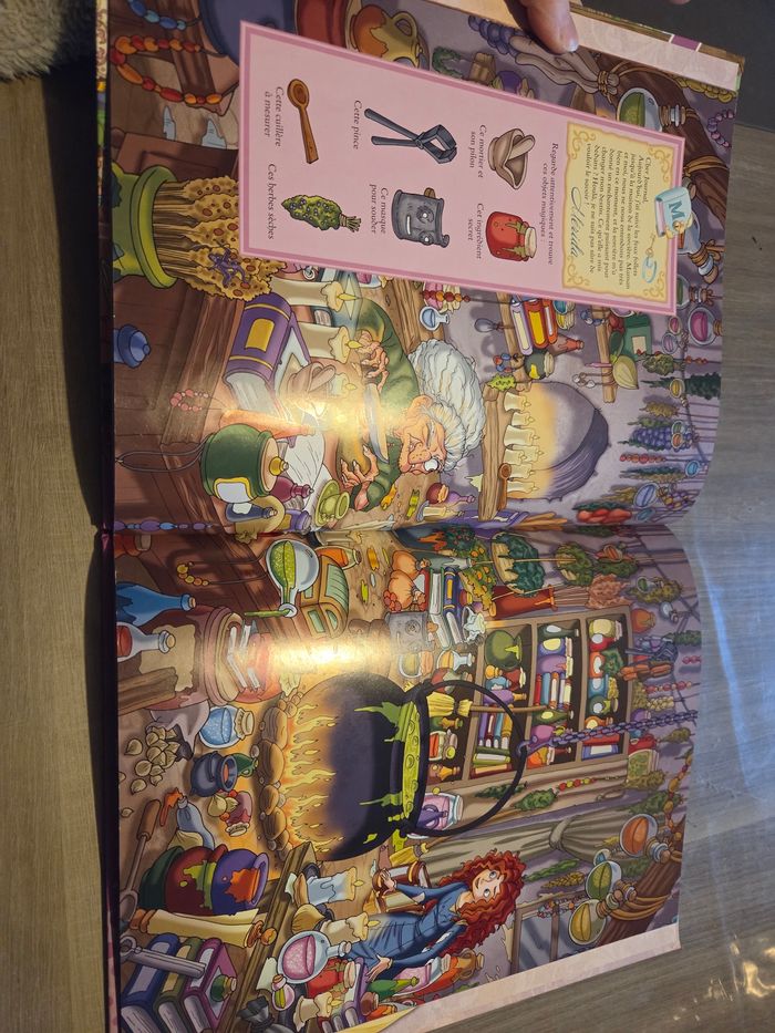 Livre cherche et trouve princesse - photo numéro 3