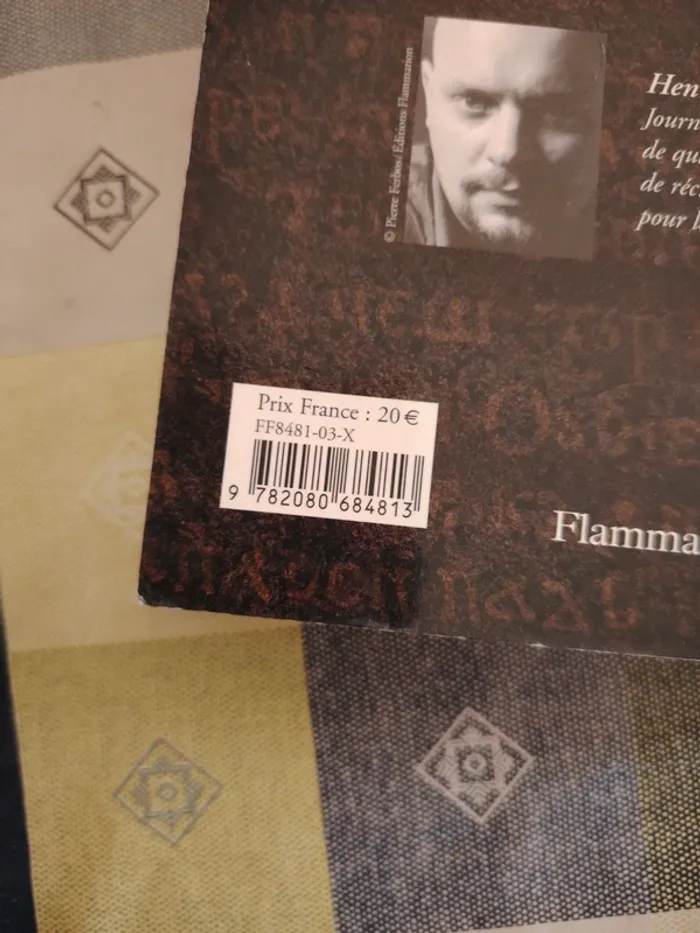Livre Le Testament des Siècles - photo numéro 3