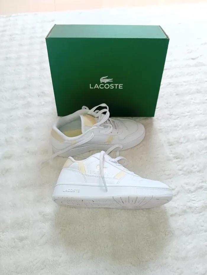 Basket t.30 Lacoste 🤍🌼