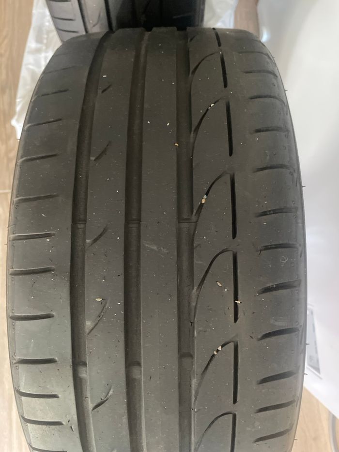 Pneu 225/35 R18 87Y - photo numéro 2