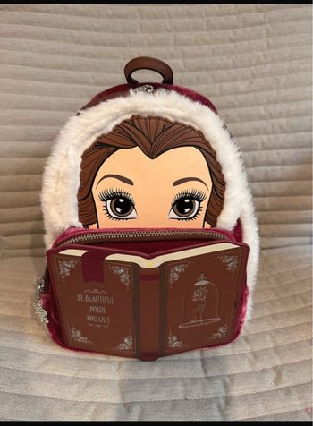 Sac loungefly belle en hiver 