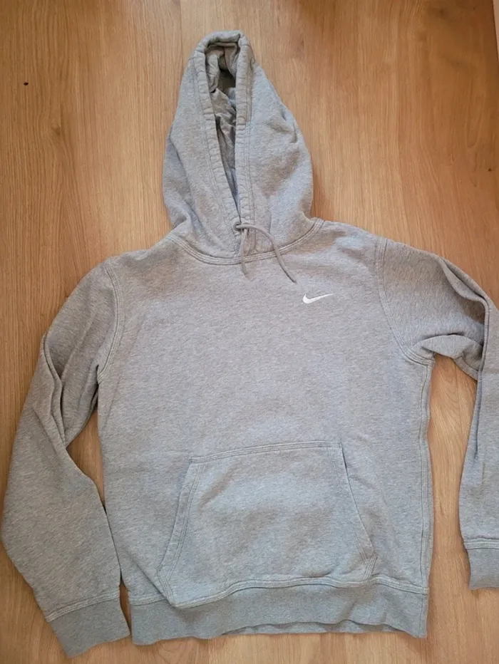 Sweat à capuche gris Nike
