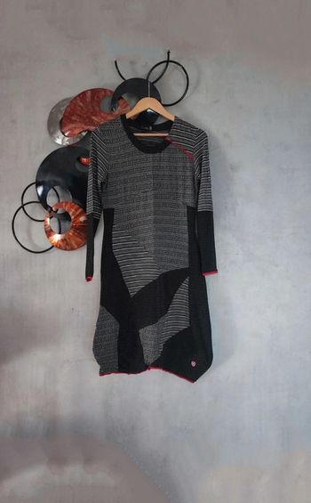 Robe noire et grise degré 7 colors