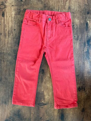 Pantalon rouge bleu style chino