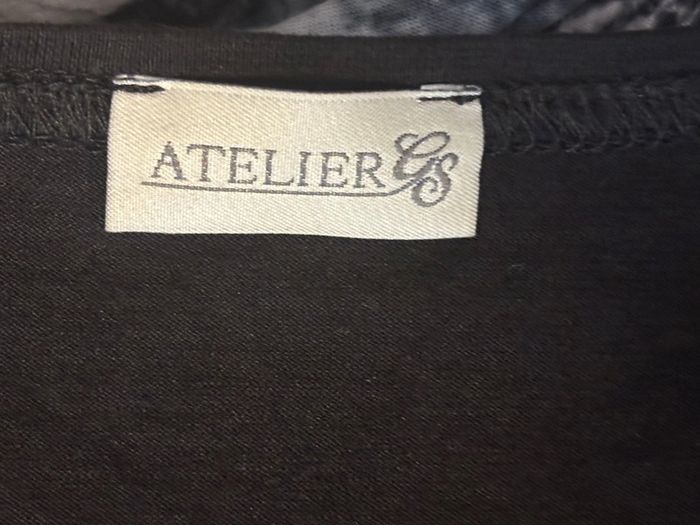 T-shirt noir fluide coton avec décolleté en dentelle Atelier GS - photo numéro 3
