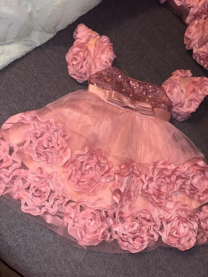 Grosse robe bébé - photo numéro 2