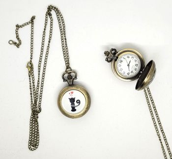 Bijoux création montre le chat amoureux style vintage gousset