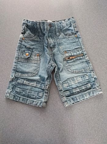 Short jeans