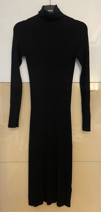 Robe pull longue T.1
