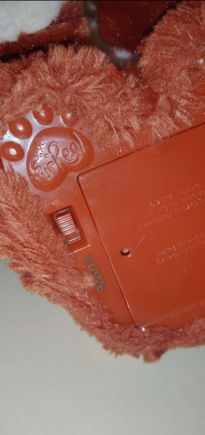 Chien qui aboie FurReal - photo numéro 5