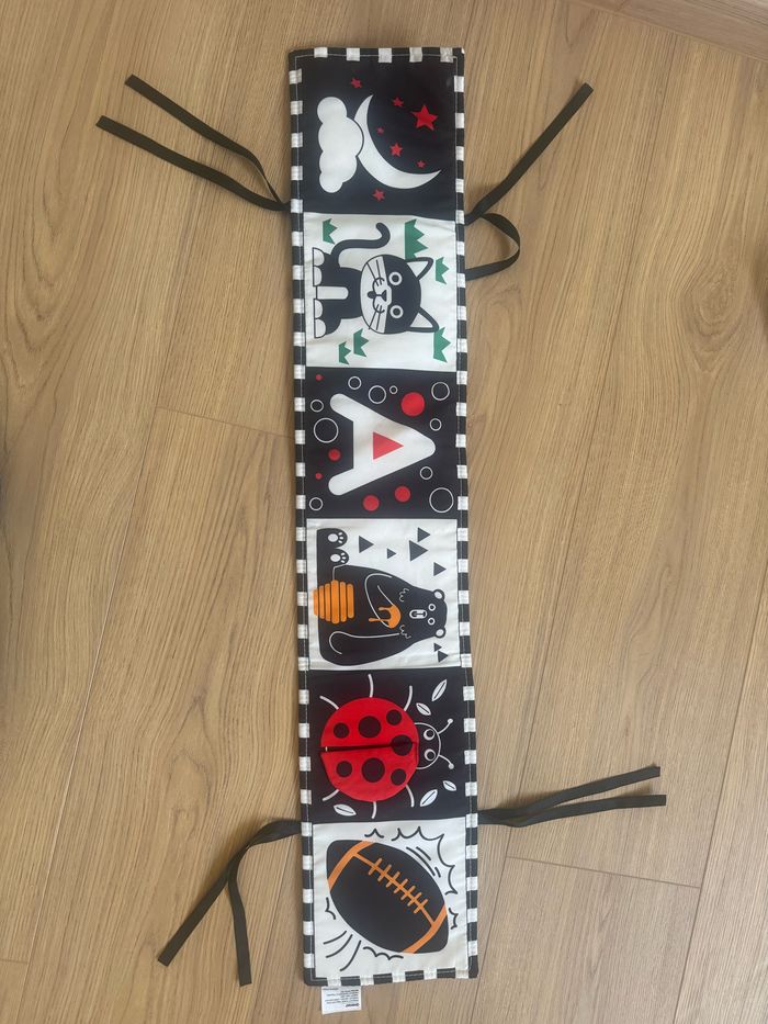 RMYWO Livre Tissu bébé 0-3-6-12 Mois,Livre Noir et Blanc Bébé Montessori,