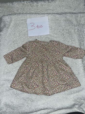 Robe à fleurs 3 mois