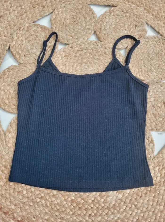 Crop top Shein taille 36 - photo numéro 2