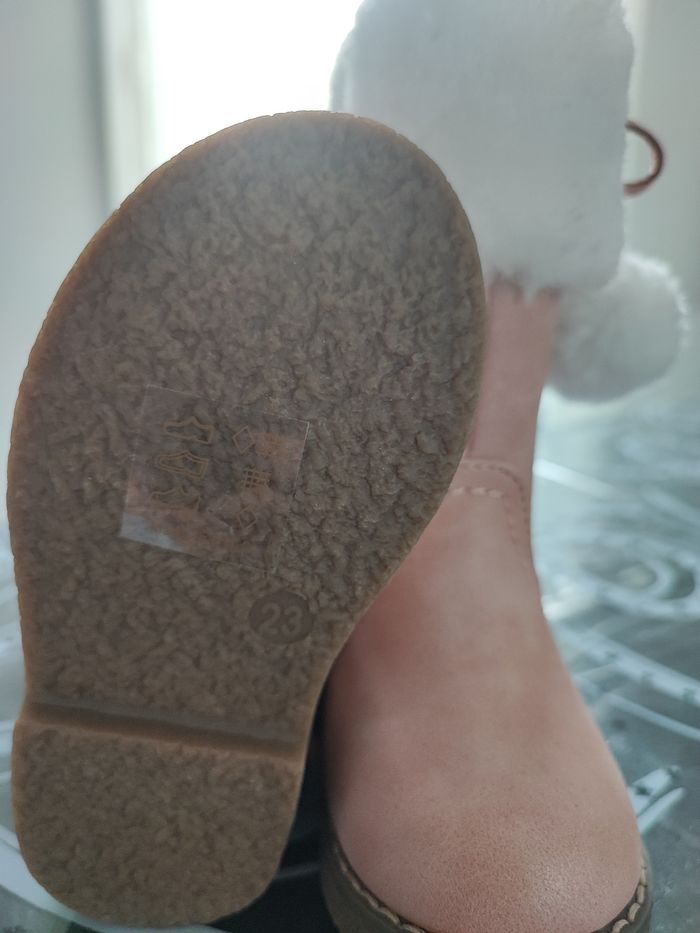 Bottines fille taille 23 - photo numéro 2