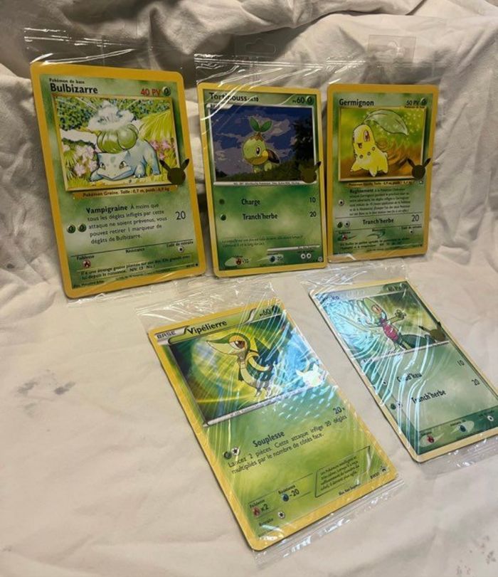 5 Boosters Pokémon 25 ans neufs scellés - photo numéro 2