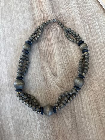 Collier fantaisie en bois