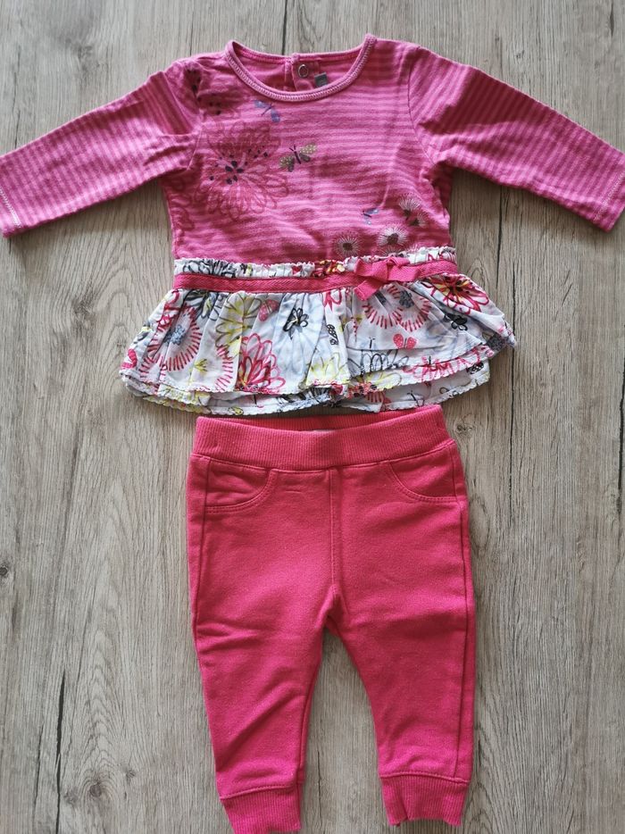Ensemble rose fleuri pantalon haut manches longues catimini