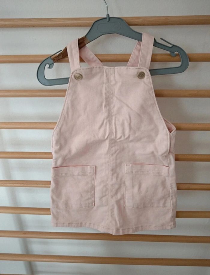 Robe tape a l'oeil