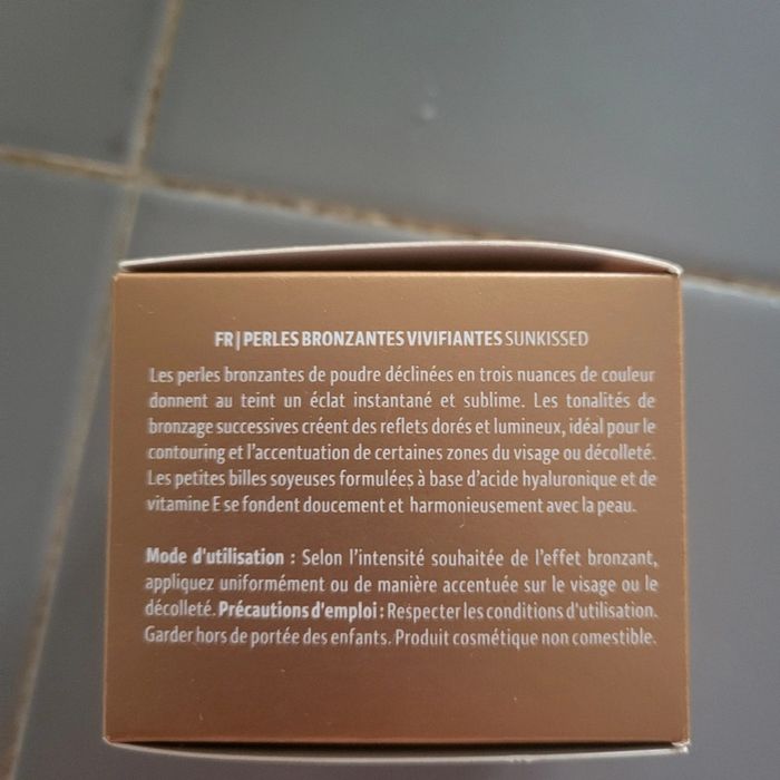 Perles de poudre avec pinceau applicateur - photo numéro 3