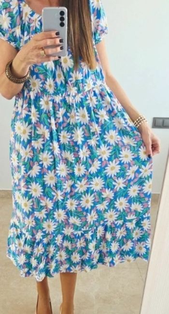 Precioso vestido azul flores