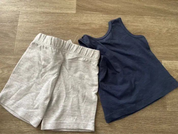 Ensemble t-shirt + short - photo numéro 2