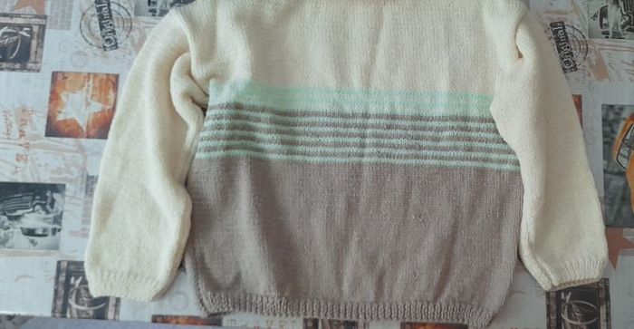 Pull laine fait main
