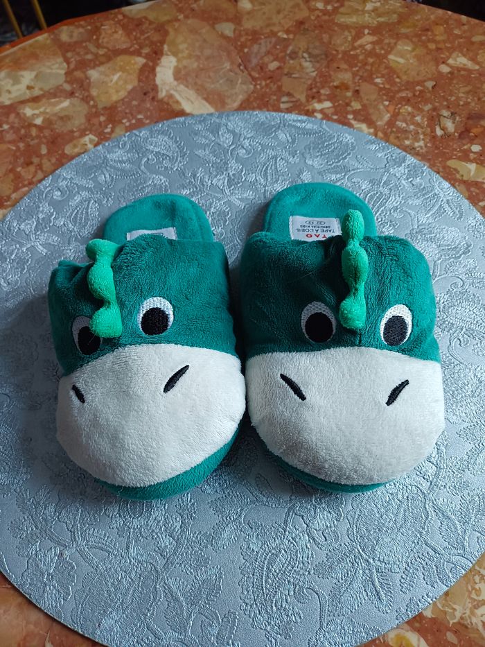 Pantoufles tape à l'oeil - photo numéro 5