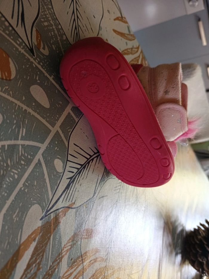 Chaussons licornes taille 24 - photo numéro 4